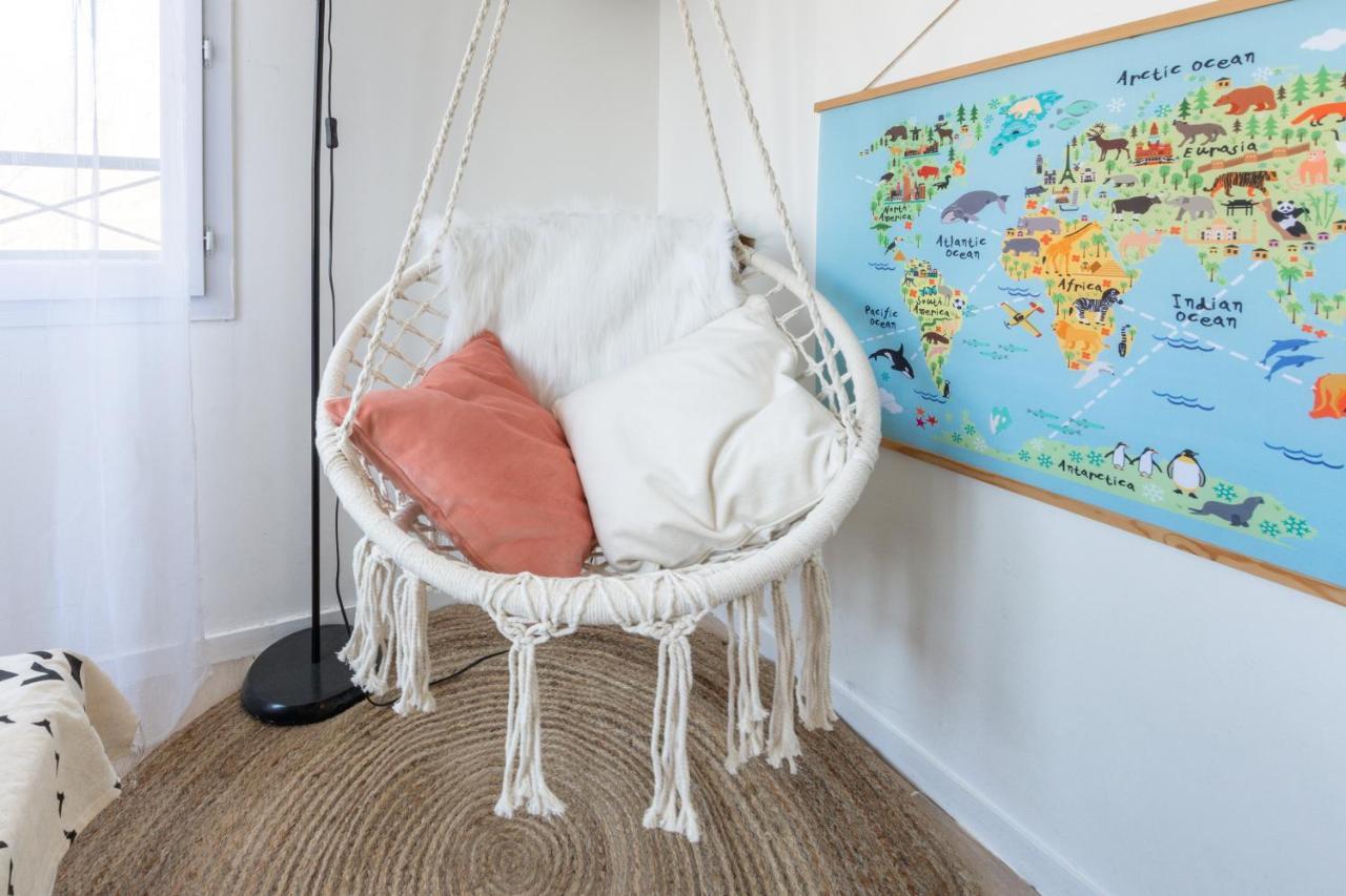 Family Travel Paris Apartment *
