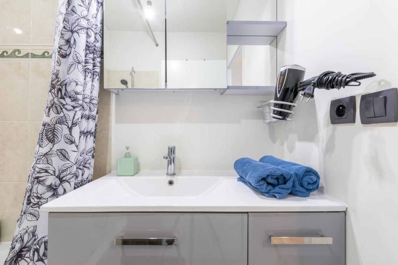 Family Travel Paris Apartment